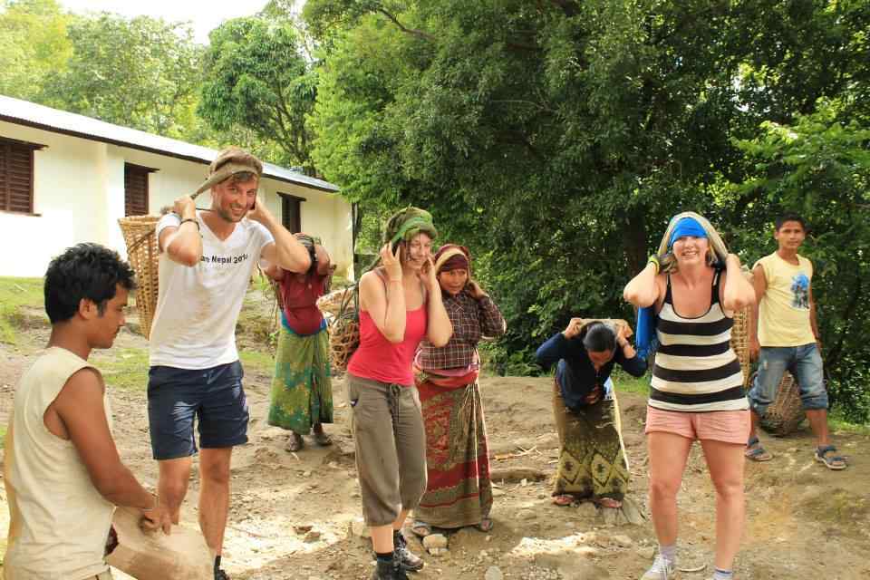 construction volunteering in Nepal